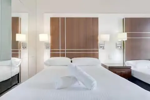 2 Beds In Oceanview Escape In Surfers Paradise 黄金海岸